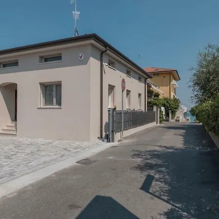 Casa Fiorella * 西尔米奥奈